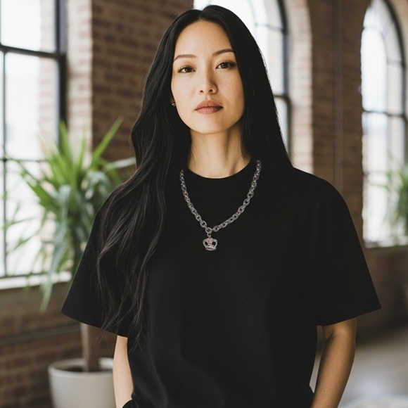 Silver Chain Necklace with Crown Pendant - Picture 7 of 7